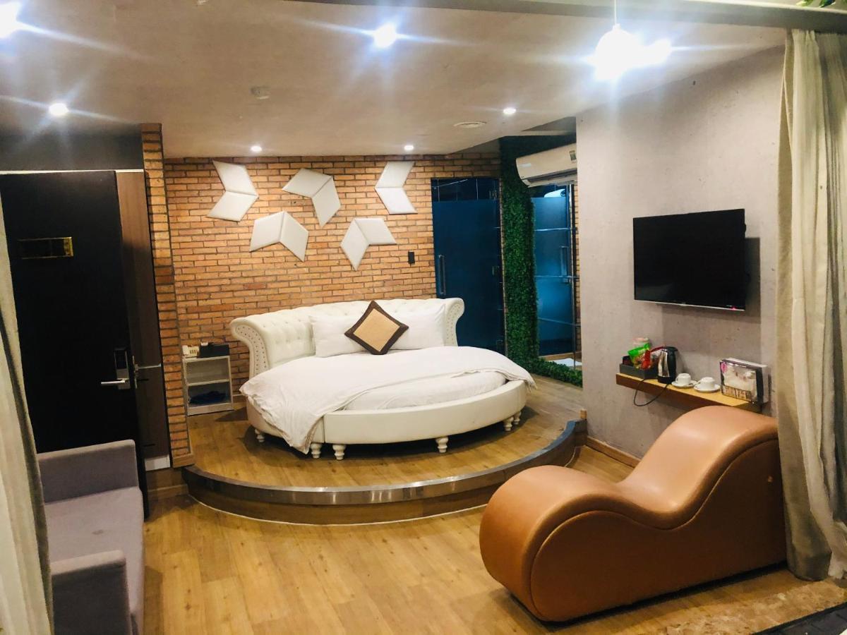 Bonita Tht (Adults Only) Hotel Ho Chi Minh-stad Buitenkant foto