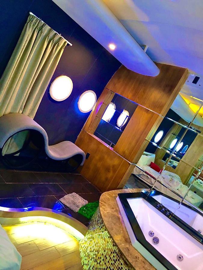 Bonita Tht (Adults Only) Hotel Ho Chi Minh-stad Buitenkant foto